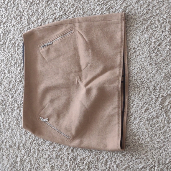 Beige skirt